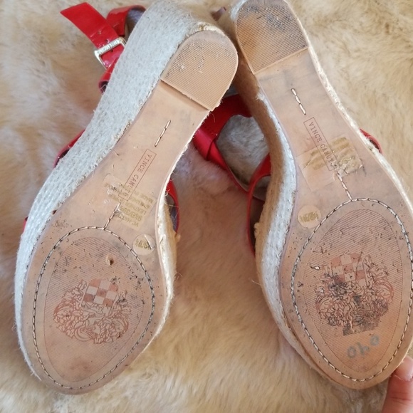 Vince Camuto strappy red wedges size 9 1/2 - Picture 6 of 8